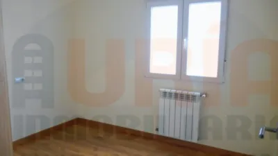 Apartment on Rosa María Menéndez López Street photo 12