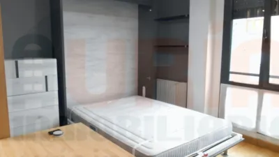 Piso en alquiler en Calle Fernando Zuazua, Tenderina-Mercadín-Fozaneldi (Oviedo) de 600 €<span>/mes</span>