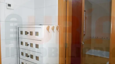 Piso en alquiler en Calle Fernando Zuazua, Tenderina-Mercadín-Fozaneldi (Oviedo) de 600 €<span>/mes</span>