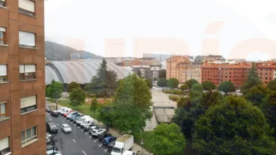 Piso en alquiler en Calle Fernando Zuazua, Tenderina-Mercadín-Fozaneldi (Oviedo) de 600 €<span>/mes</span>