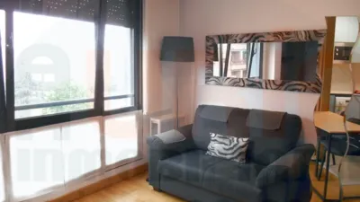 Piso en alquiler en Calle Fernando Zuazua, Tenderina-Mercadín-Fozaneldi (Oviedo) de 600 €<span>/mes</span>