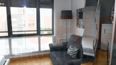 Piso en alquiler en Calle Fernando Zuazua, Tenderina-Mercadín-Fozaneldi (Oviedo) de 600 €<span>/mes</span>