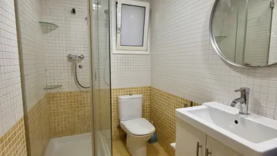 Apartment on Avinguda del Maresme photo 11