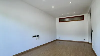 Apartment on Avinguda del Maresme photo 9