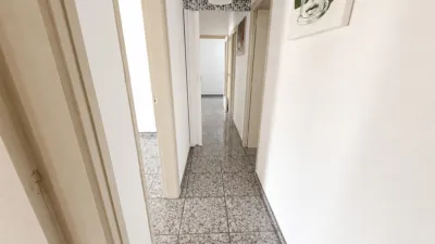 Flat on Carrer de Joaquim Rubió i Ors photo 16