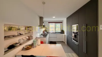 Piso en venta en Avenida de Buenos Aires, Zona Praza de Barcelos (Pontevedra Capital) de 320.000 €