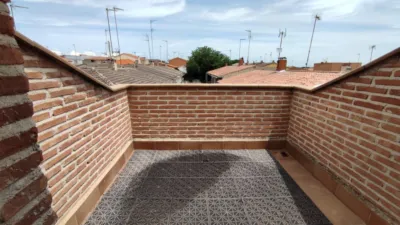 Apartment in Plaza del Palacio photo 10