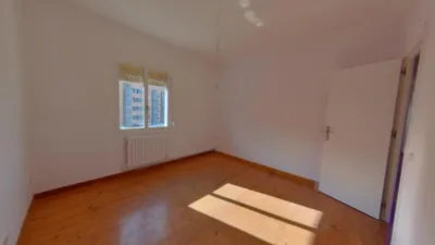 Apartment on Calle de Santa Engracia photo 9