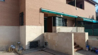 Semi-detached house on Calle Almendros photo 20