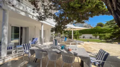 Chalet on Passeig de Tarragona photo 12