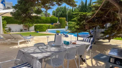 Chalet on Passeig de Tarragona photo 11