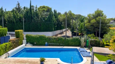 Chalet on Passeig de Tarragona photo 41