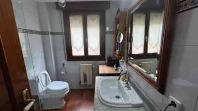 Chalet pareado en venta en Barrio de Igollo Escuelas, Igollo (Camargo) de 365.000 €
