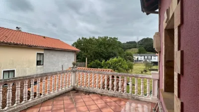 Chalet pareado en venta en Barrio de Igollo Escuelas, Igollo (Camargo) de 365.000 €