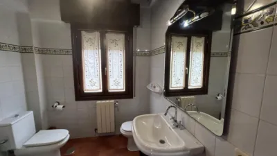 Chalet pareado en venta en Barrio de Igollo Escuelas, Igollo (Camargo) de 365.000 €