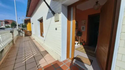 Single-family home on Calle de Ceballos photo 2