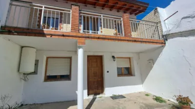 Terraced house on Calle de Piélagos photo 3