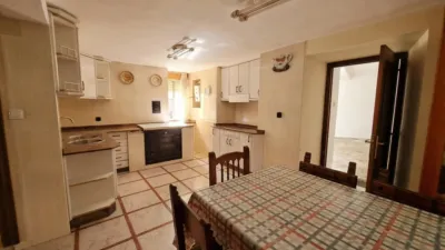 Terraced house on Calle de Piélagos photo 11