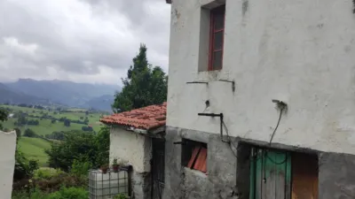 House on Avenida La Montaña photo 26