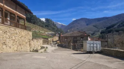 Semi-detached house in Poblado de la Pumareña-San Miguel photo 35