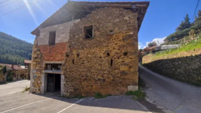Semi-detached house in Poblado de la Pumareña-San Miguel photo 3