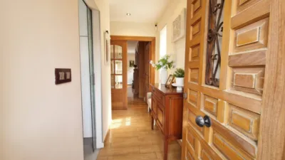Semi-detached chalet on Pedro Velarde Street photo 8