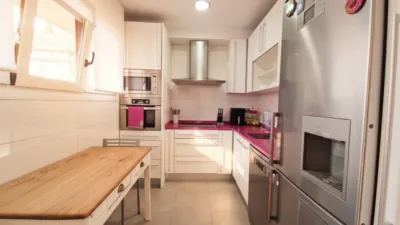 Semi-detached chalet on Pedro Velarde Street photo 6