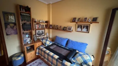 Semi-detached house on Calle de Numancia photo 15