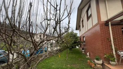 Semi-detached house on Calle de Numancia photo 32