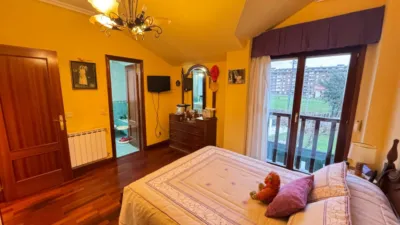 Semi-detached house on Calle de Numancia photo 19