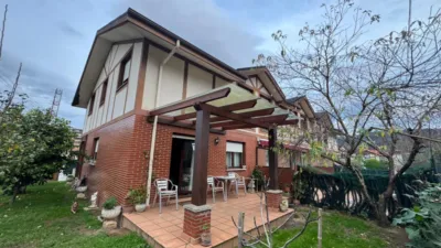Semi-detached house on Calle de Numancia photo 28