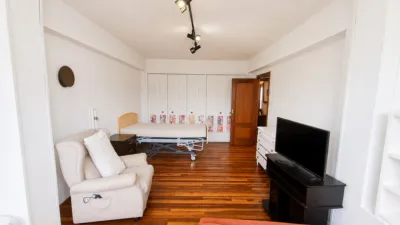 Apartment on Calle de Ramón y Cajal photo 15