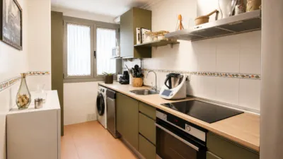 Apartment on Francisco Tomás y Valiente Street photo 15