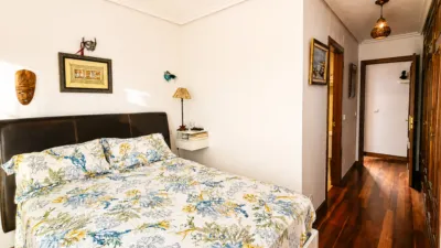 Apartment on Francisco Tomás y Valiente Street photo 24