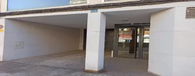Garaje en venta en Plaza de Santiago Bernabéu - Vista 2