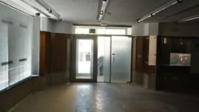 Local comercial en venta en Calle de José Isbert - Vista 4