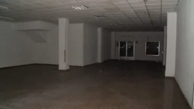 Local comercial en venta en Calle Guadalajara - Vista 4