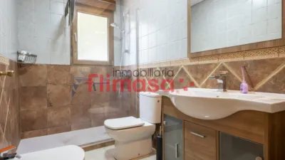 Detached family home on Calle del Tambre photo 27