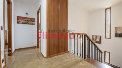Detached family home on Calle del Tambre photo 38