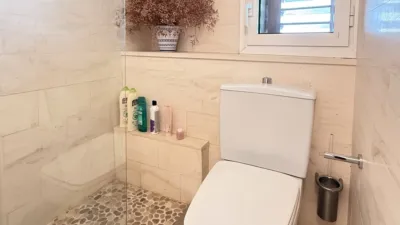 House on Carrer de Guillem Bruguera photo 25