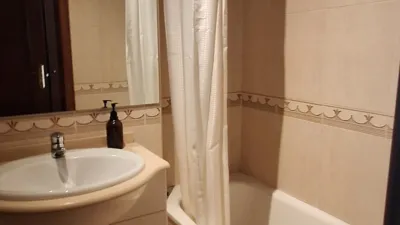 Piso en alquiler en Avenida del Tres de Mayo, La Salle-El Cabo-Los Llanos (Distrito Salud-La Salle. Santa Cruz de Tenerife Capital) de 1.300 €<span>/mes</span>