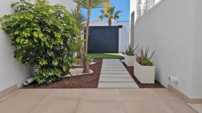 Semi-detached chalet in Carrer Comunidad de Regantes photo 9