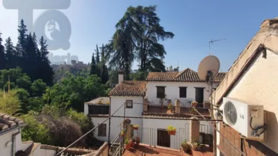 Terraced house on Calle Junto A Oidores photo 16