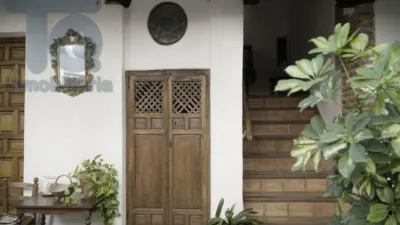 Terraced house on Calle Junto A Oidores photo 28