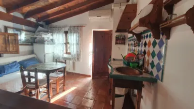 Terraced house on Calle Junto A Oidores photo 5