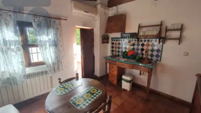 Terraced house on Calle Junto A Oidores photo 6