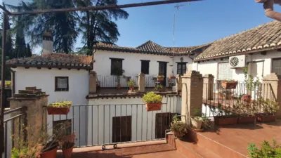 Terraced house on Calle Junto A Oidores photo 7