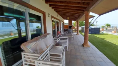 Detached house on Calle Córdoba photo 10