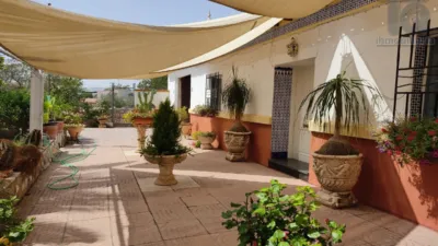 Casa en calle Molinos photo 3