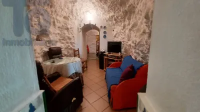House on Calle Junto A Plaza de los Yesqueros photo 7